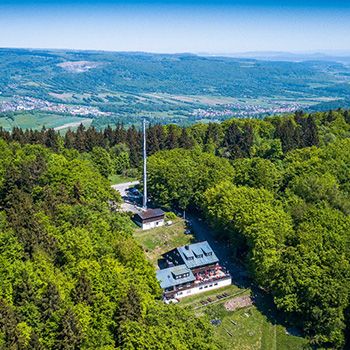 Ausflugsziel Neustaedter Haus auf dem Kreuzberg